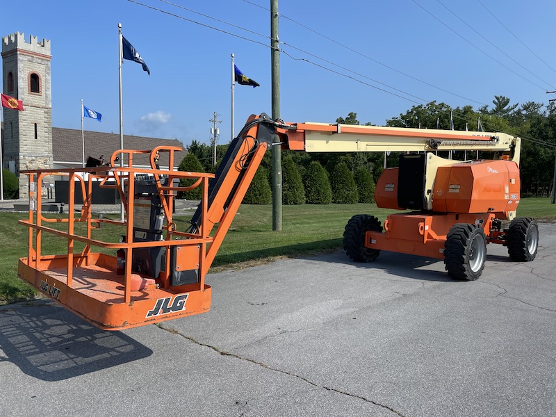 JLG 800AJ