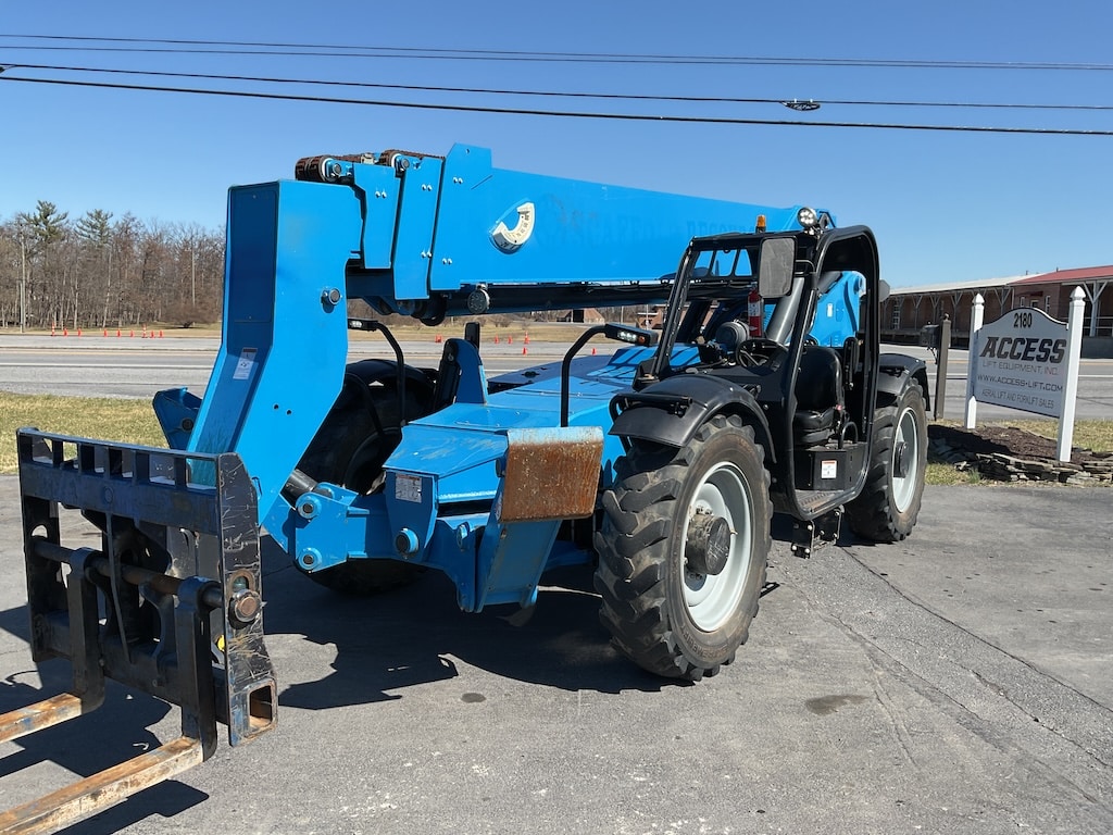 Genie GTH-1056