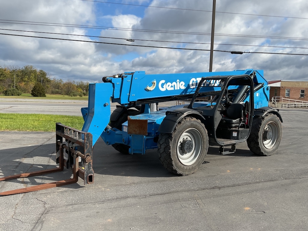 Genie GTH-1056