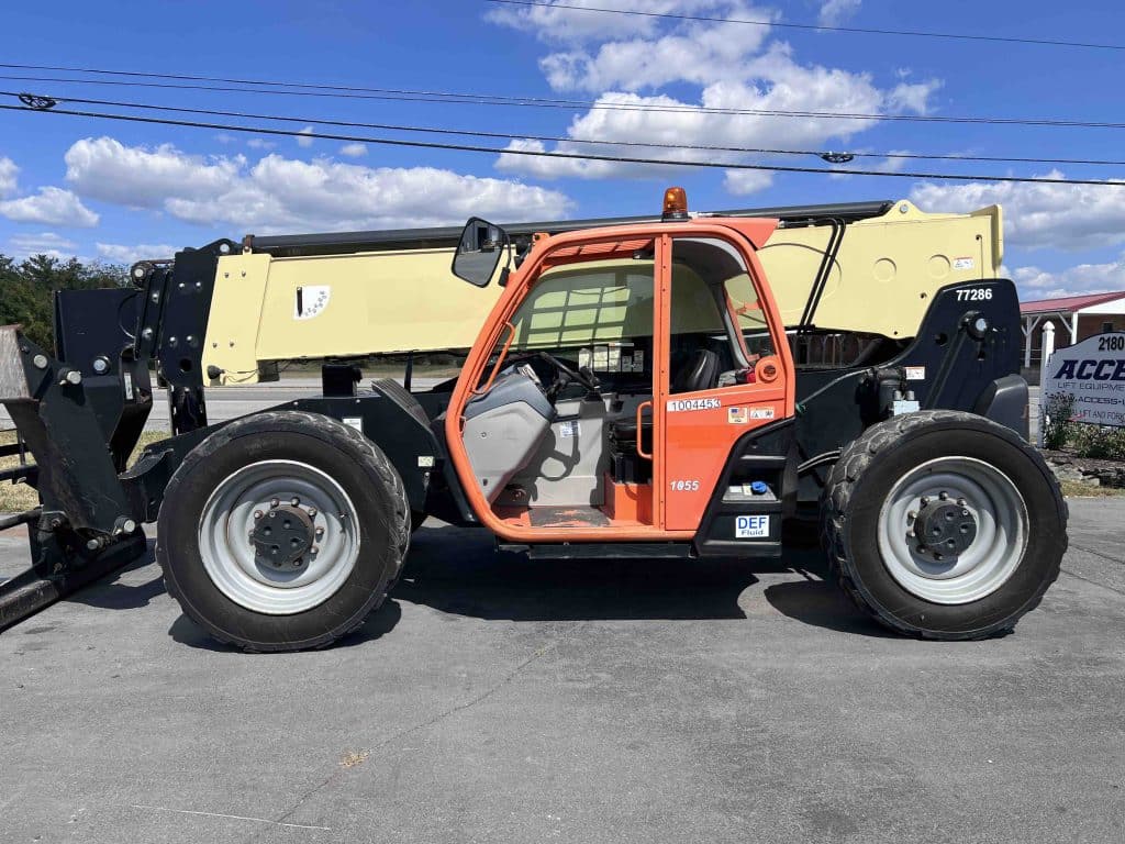 2016 JLG 1055 Telehandler_Left Side
