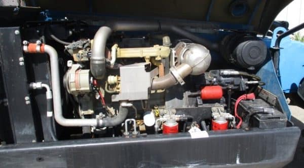 2015 Genie GTH844 Telehandler_Engine