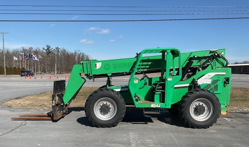 2014 Skytrak 6042 Telehandler_Left Side