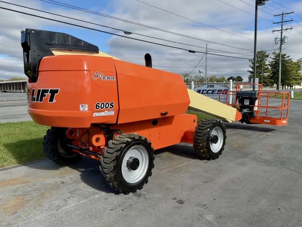 2016 JLG 600S Boom Lift_Left Front Corner