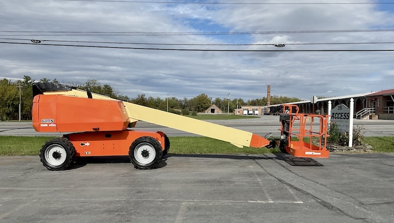2016 JLG 600S Boom Lift_Left Side