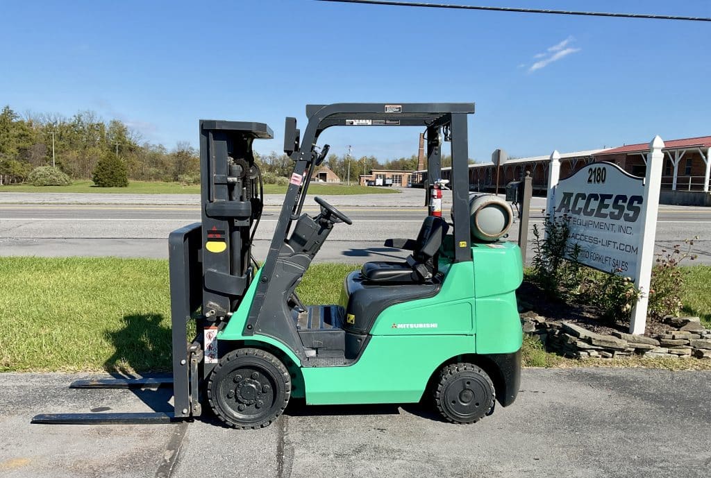 2016 Mitsubishi FGC25N Forklift_Left Side