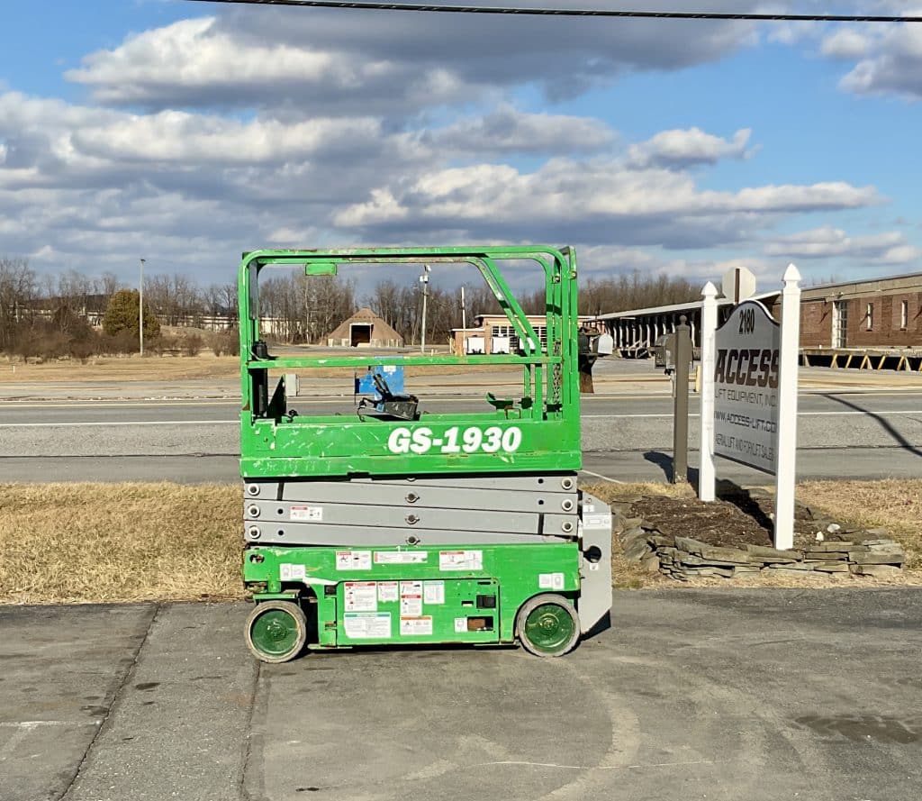 2016 Genie GS1930 Electric Scissor Lift_Left Side