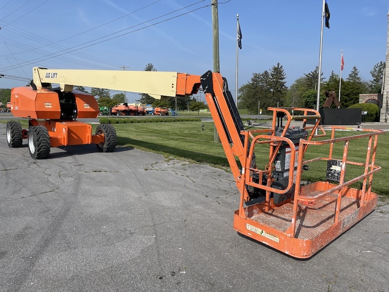 2019 JLG Factory Recon 860SJ Boom Lift_Left Basket Corner