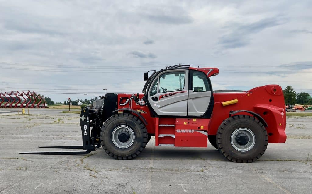 2026 Manitou MHT10200 Telehandler_Left Side