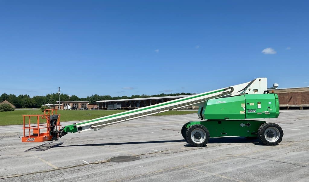 2018 JLG 800S Telescopic Boom Lift_Right side