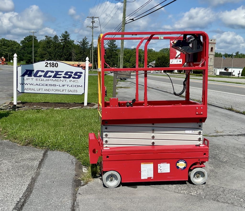 2023 MEC Micro19 Electric Scissor Lift_Right Side