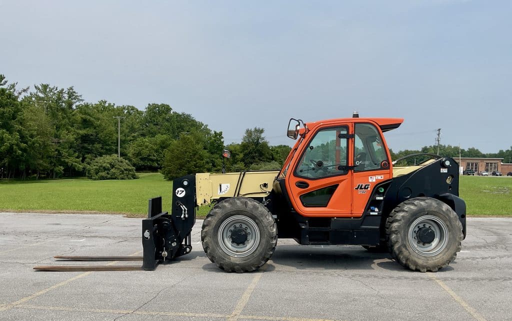 2025 JLG 1732 Telehandler_Left Side