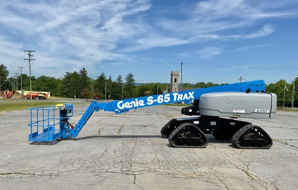 2017 Genie S65 Trax Telescopic Boom Lift_Right Side